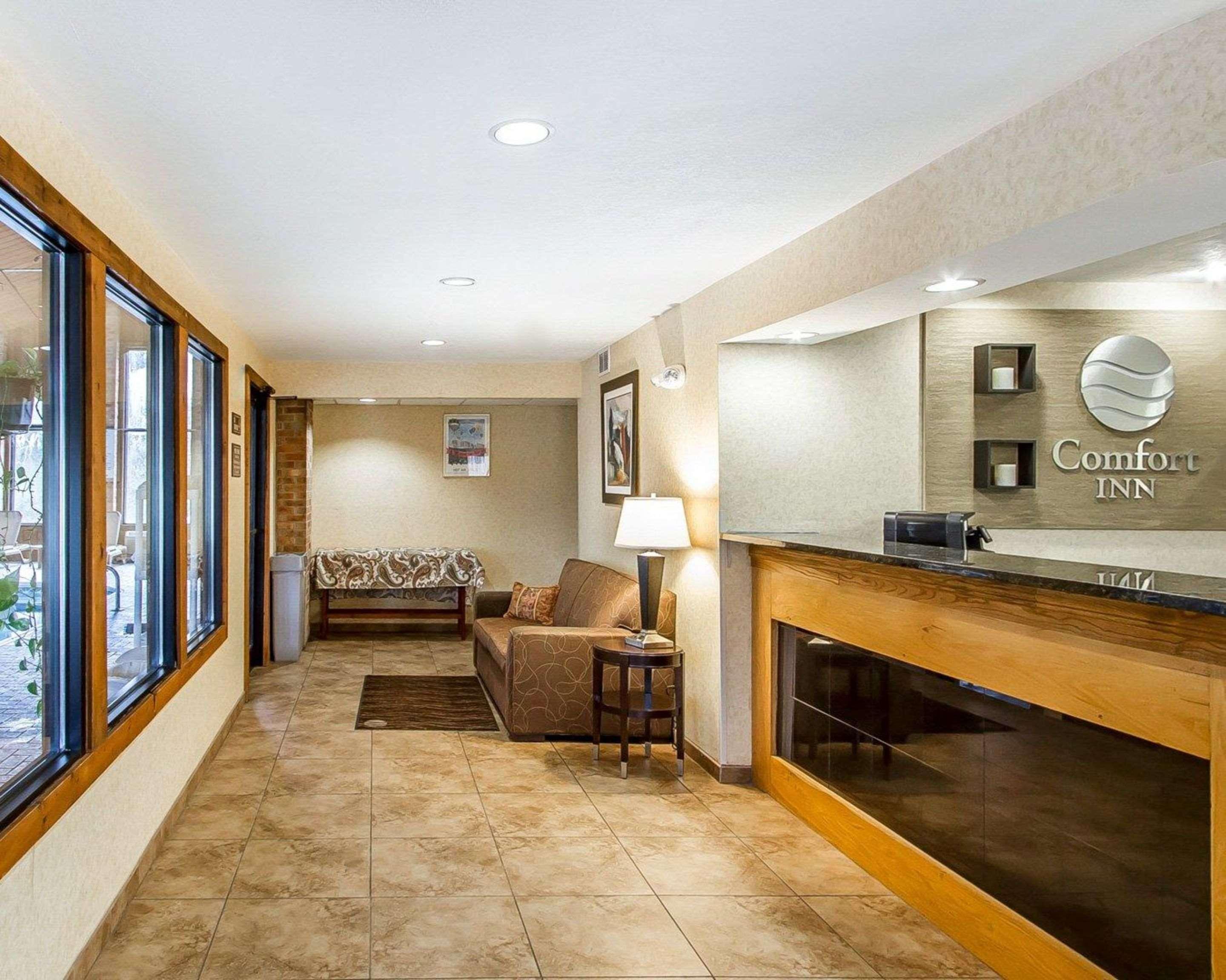 Quality Inn Macomb Near University Area Dış mekan fotoğraf