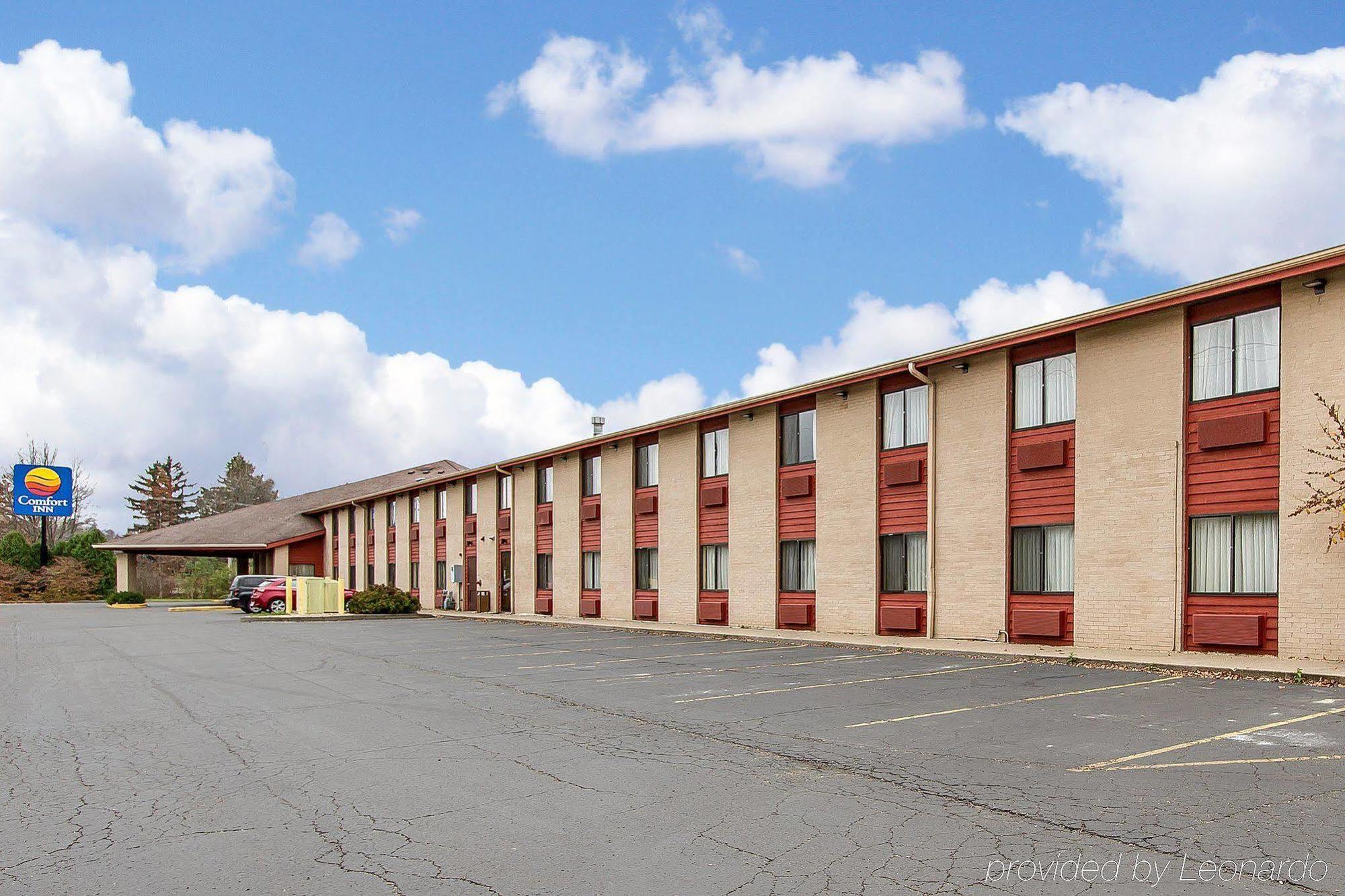 Quality Inn Macomb Near University Area Dış mekan fotoğraf