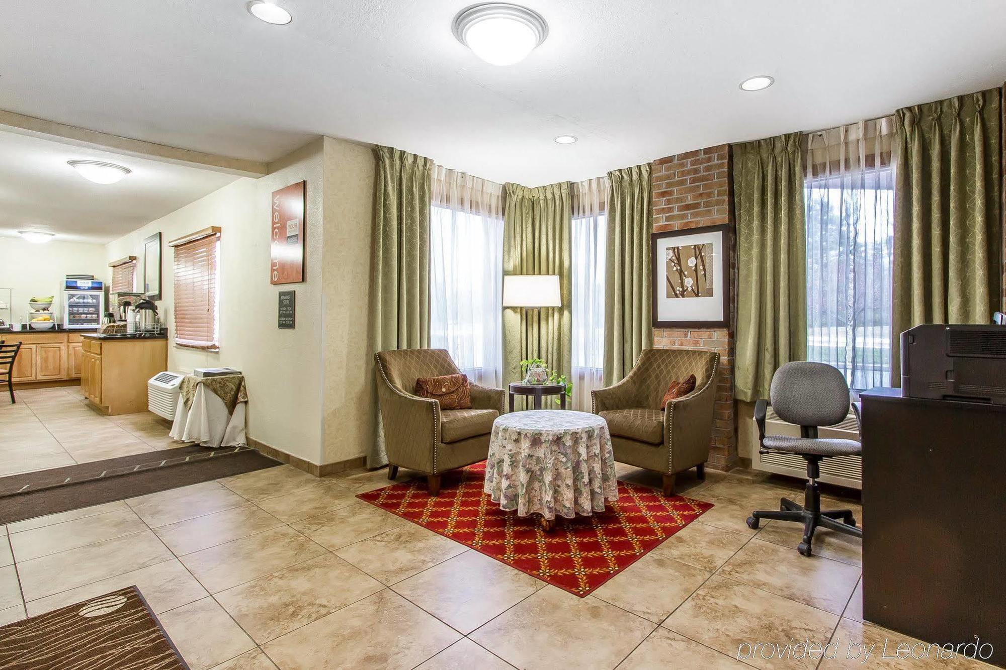 Quality Inn Macomb Near University Area Dış mekan fotoğraf