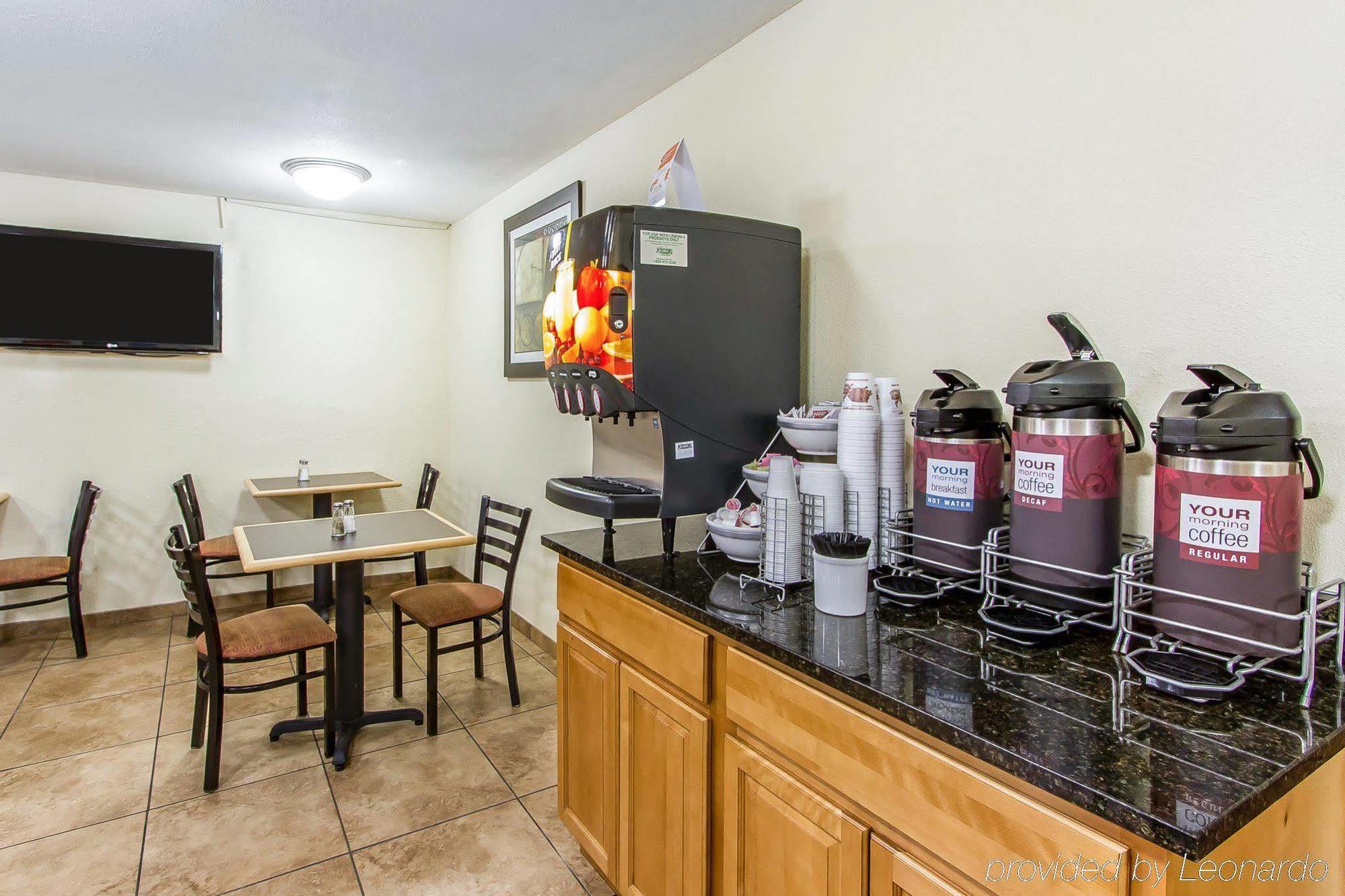 Quality Inn Macomb Near University Area Dış mekan fotoğraf